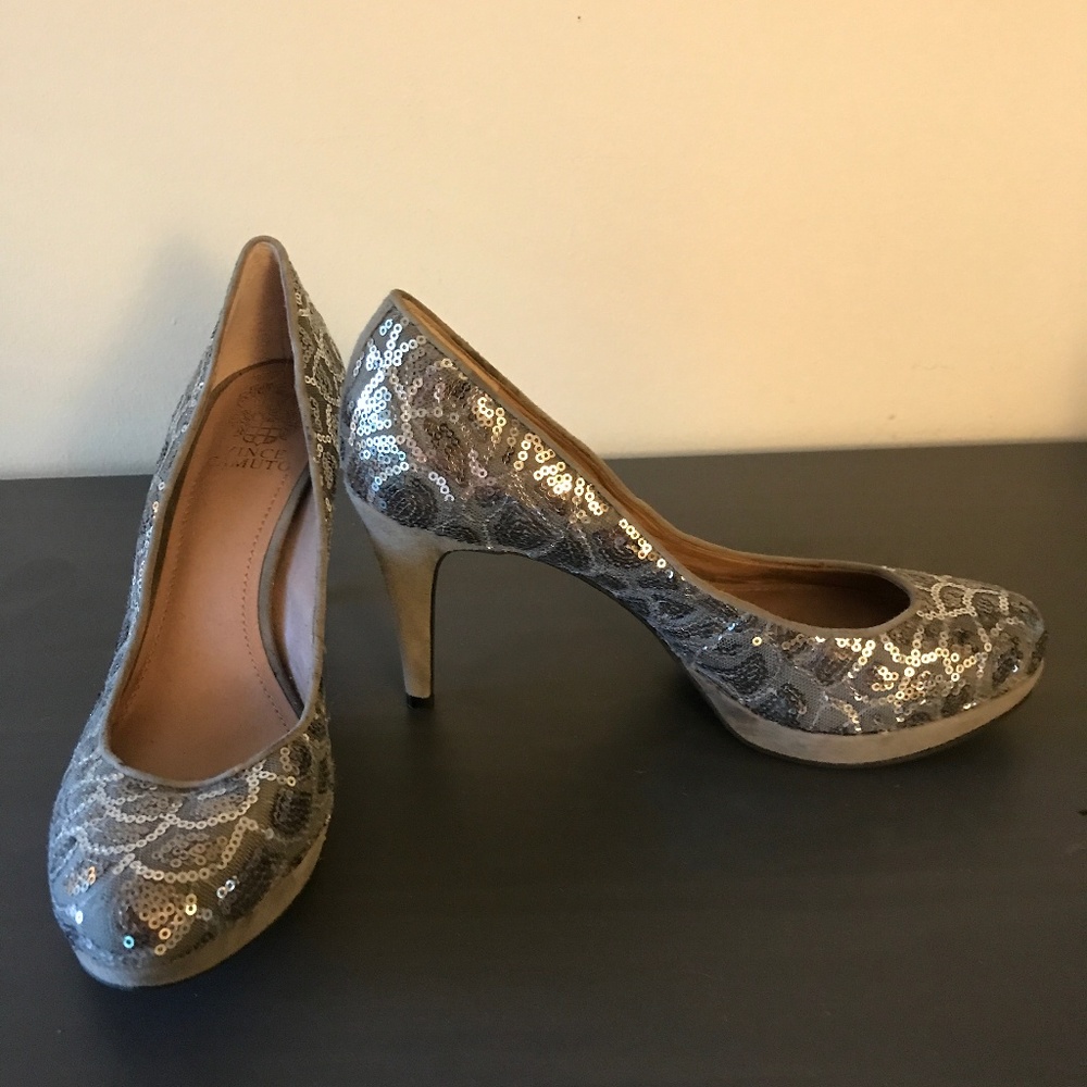 Vince Camuto Zella Pewter Sequin Heels - size 8